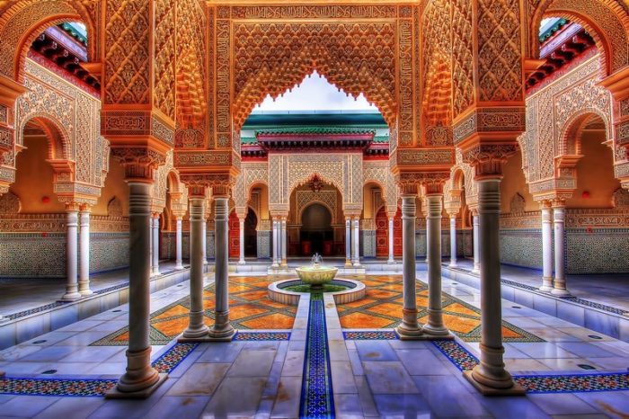 غرناطة في ظل الحكم الإسلامي، منصة بالعربية