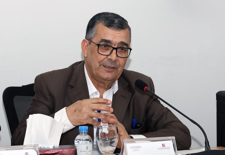 مصطفى غلفان، منصة بالعربية